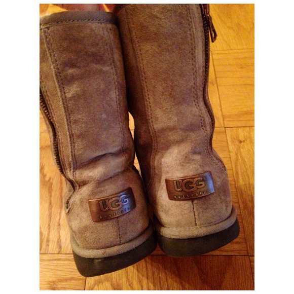 grey zip uggs grey zip uggs