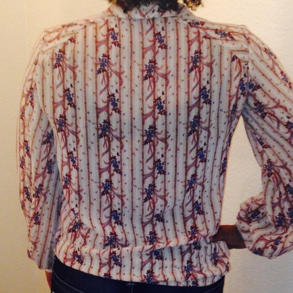 Light weight printed blouse - Picture 2 of 2