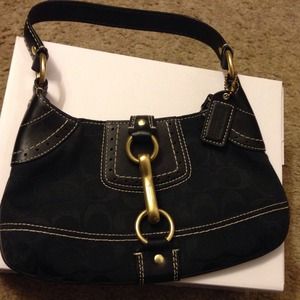 Coach small handbag like new