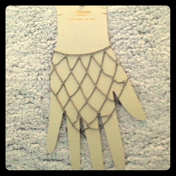 Silver Hand Chain - Picture 1 of 1