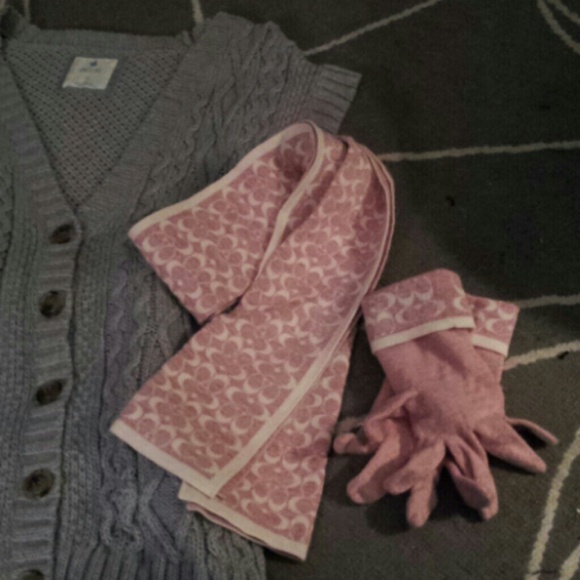 Coach scarf and glove set
