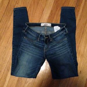 Hollister skinny jeans size 3R worn once