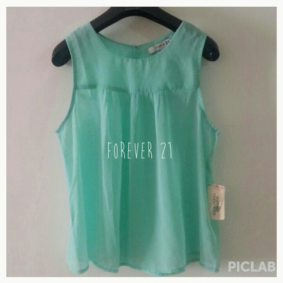 NWT Forever 21 top