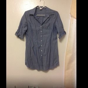 🚫SOLD🚫Blue chambray button dwn