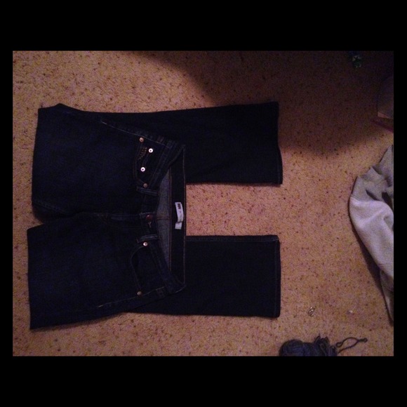 They are Levi  pants they are gorgeous boot cut