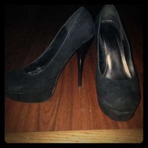 Shoes - Black suede pumps Shoes - Black suede pumps