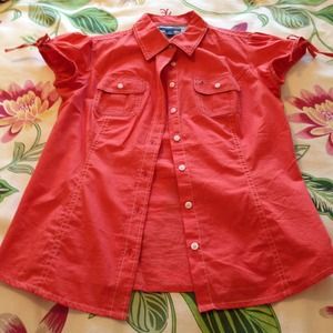 Short sleeve button up