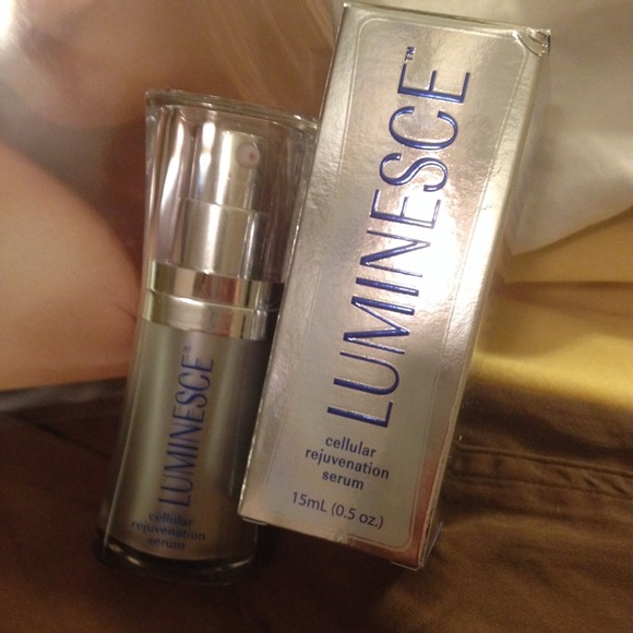 Anti aging serum & day cream. Full Size or free - Picture 2 of 3