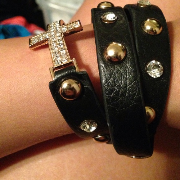 TRADED‼️✔️ - Picture 2 of 3