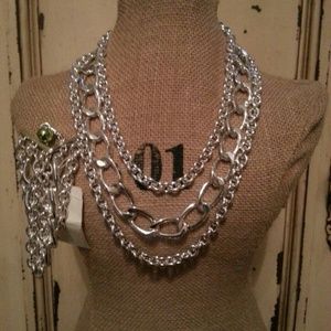 Necklace and bracelet set.