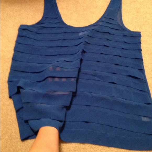 Sheer "layered" Tank - Picture 2 of 2