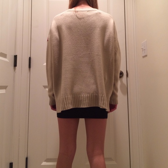 Oversized Aztec sweater - Picture 2 of 3