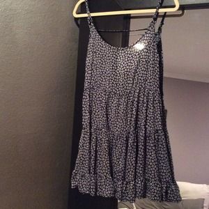 BRANDY MELVILLE JADA DRESS!