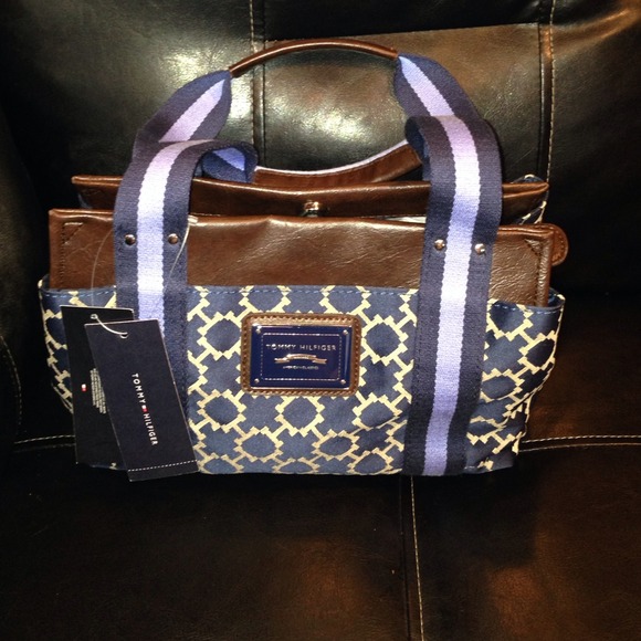 Brand new Tommy Hilfiger tote (TRADE ON HOLD)🚫⛔️❌
