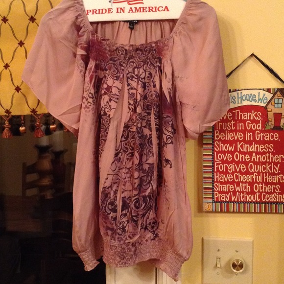 Pink blouse with bell sleeve