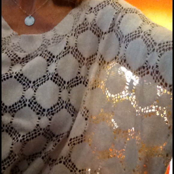 Potter's Pot,Sm,Nude,Crochet,Wide Sleeve Top - Picture 2 of 4