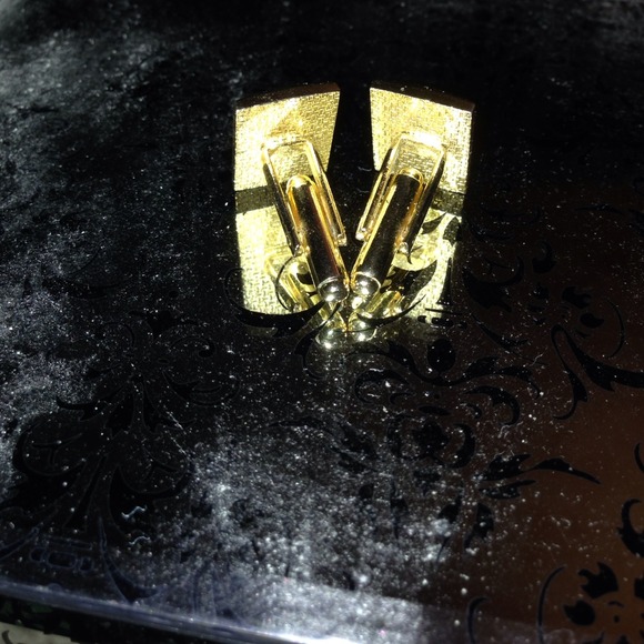 Cuff links - Picture 3 of 4