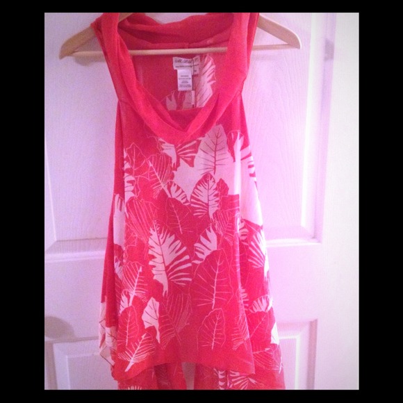 NWT Max Studio Top size Medium
