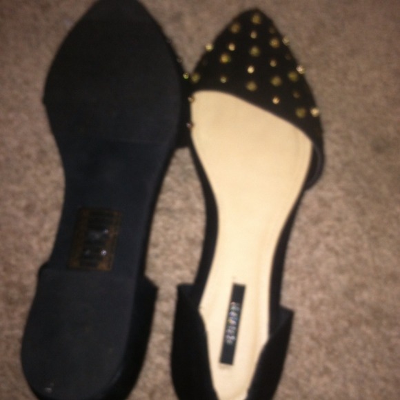 Flats - Picture 2 of 3