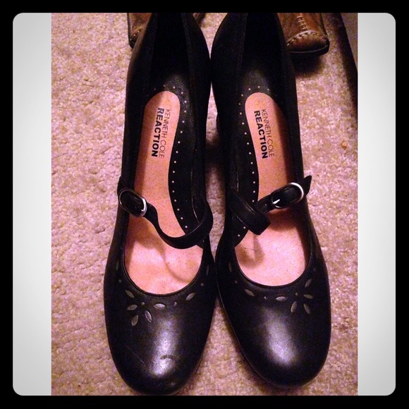 🌟$45🌟Kenneth Cole Mary Jane Wedges #PoshLyfe💸