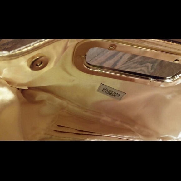 Clutch - Picture 3 of 3