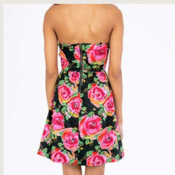 🌹👗Rose Bustier Dress👗🌹 - Picture 2 of 4
