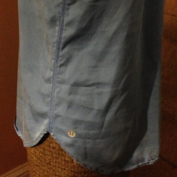Lululemon sports tank sz 8 - Picture 3 of 4
