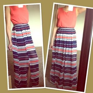 Long dress by Xtaren