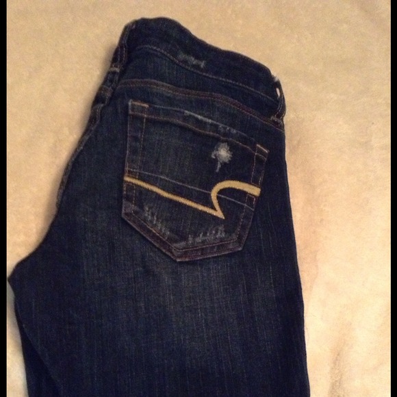American Eagle skinny jeans