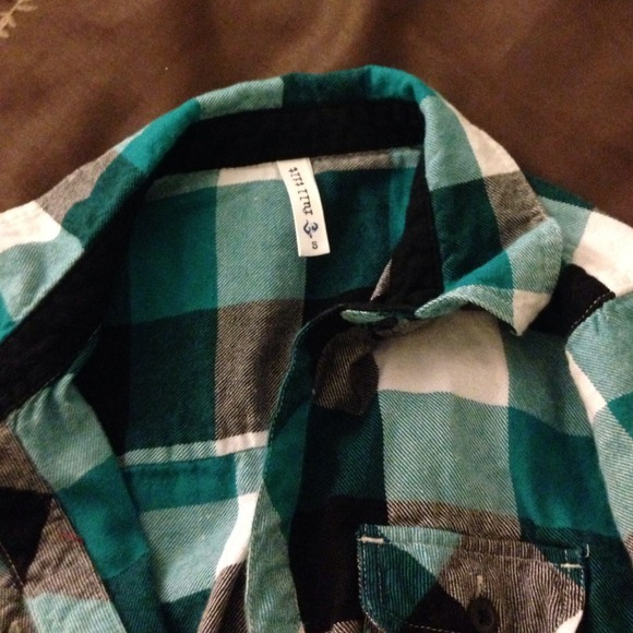 Blue flannel - Picture 3 of 3