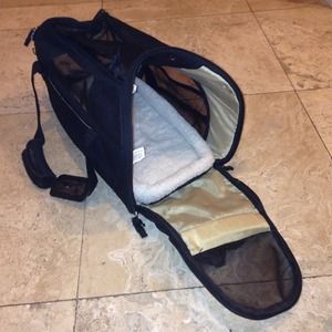 Black pet carrier