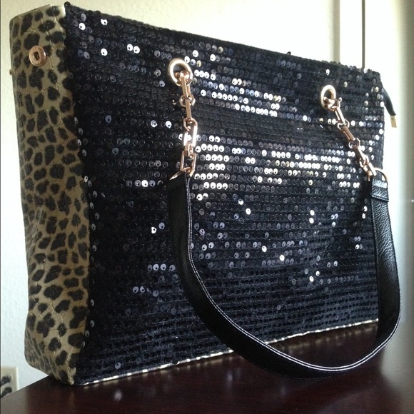 HOLD Leopard Sequin - Picture 3 of 4