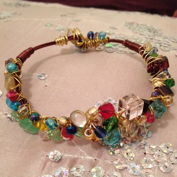 Wire wrapped bracelet - Picture 2 of 2