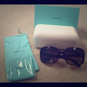 🎈🎈sold🎈🎈Brand new Tiffany sunglasses