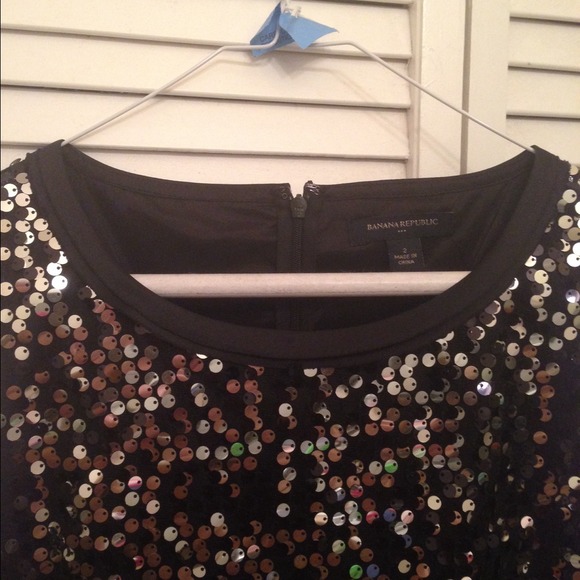 🎉HOST PICK!!🎉BR sequin sleeveless dress - Picture 3 of 3