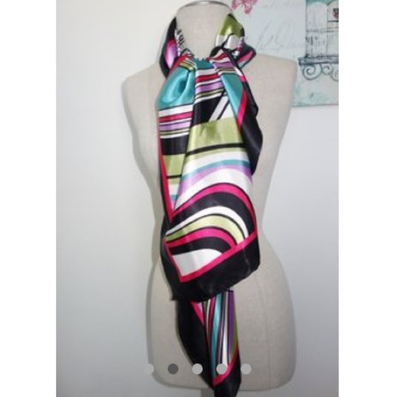 Multi Color Scarf/Wrap - Picture 2 of 4