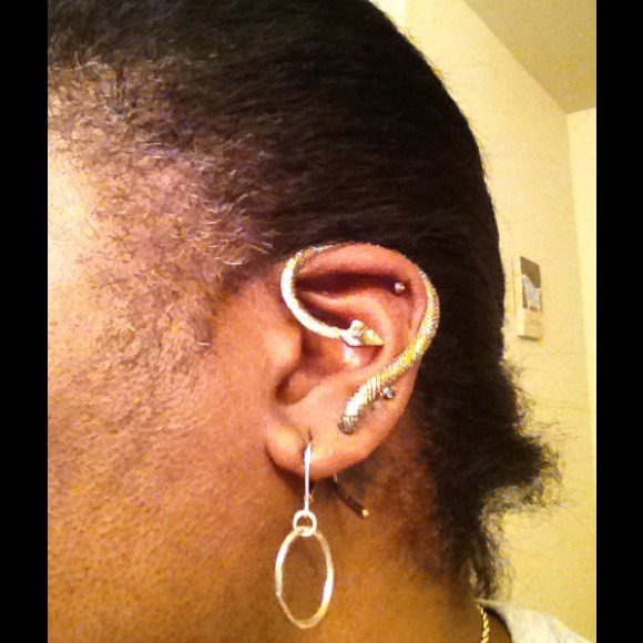 Earring - Picture 4 of 4