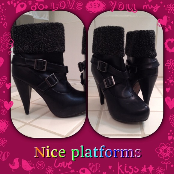 Black boots⬇️REDUCE⬇️