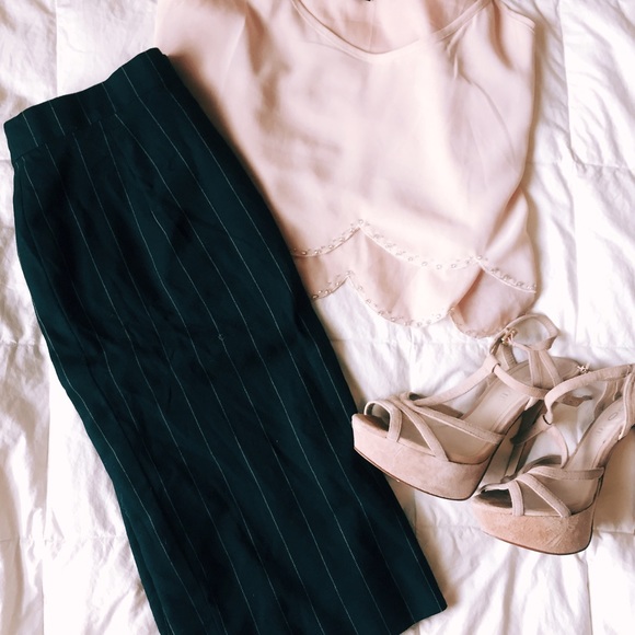 Burberry Dresses & Skirts - 🐝HP🐝 Vintage Burberry Pencil Skirt