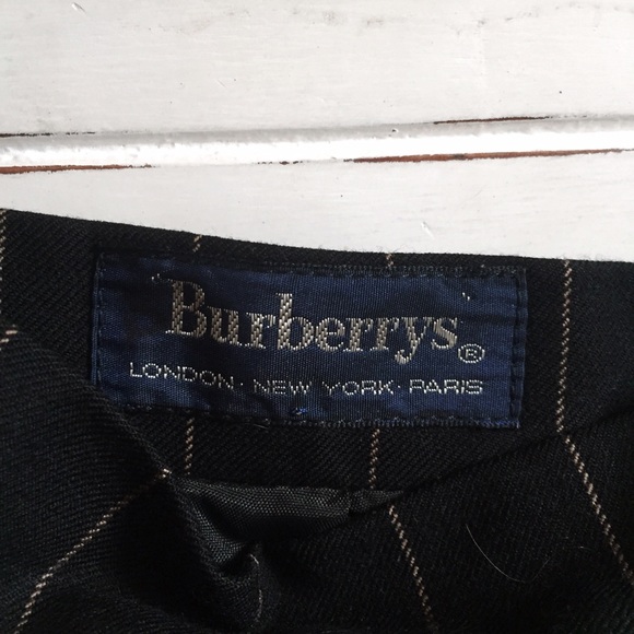 🐝HP🐝 Vintage Burberry Pencil Skirt - Picture 3 of 3