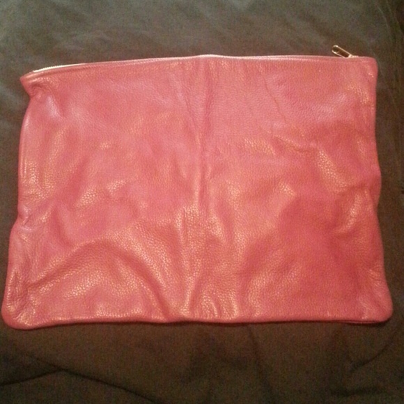 American Apparel (SOLD)