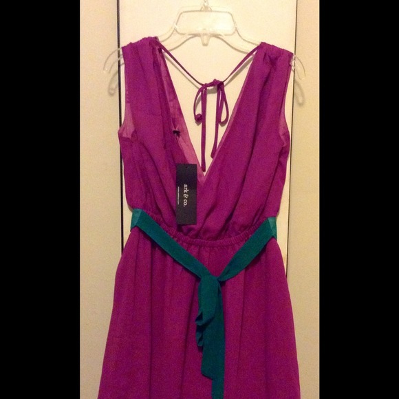 Color-block Sheer Dress 👗💃 - Picture 2 of 3