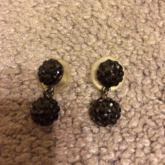Black stud with small dangle earring