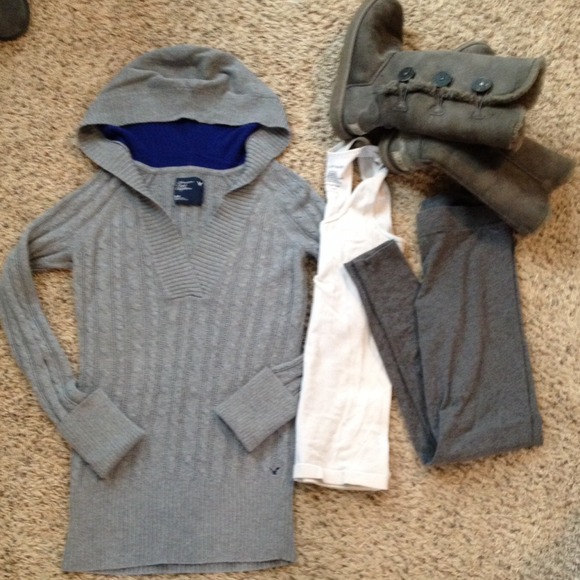 American eagle sweater