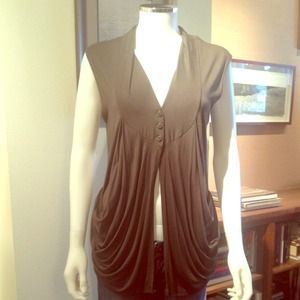 NWOT 🎶 Forever 21 Olive Green Blouse - Size M 🎨