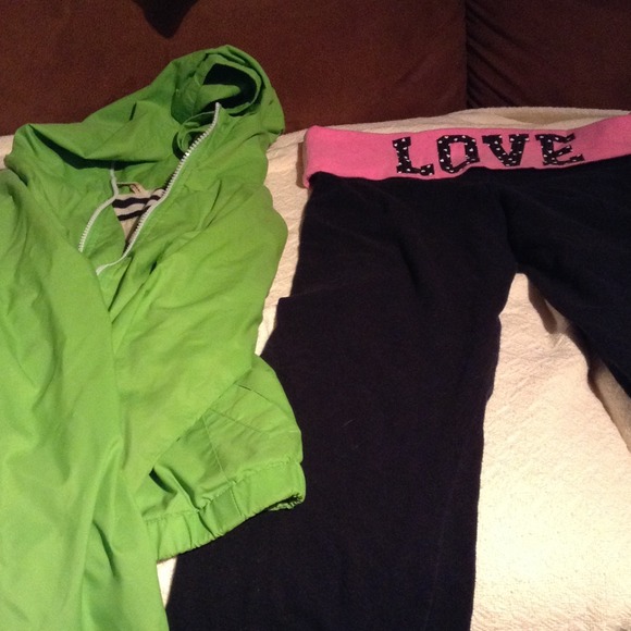 Buddle yoga pants and hollister jacket