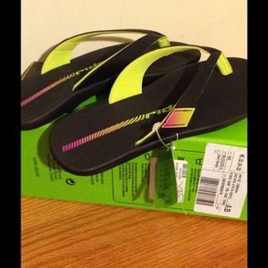 New Rider Surf Flip Flops 8