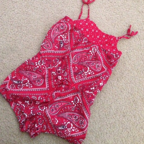 Gap Romper Size 5