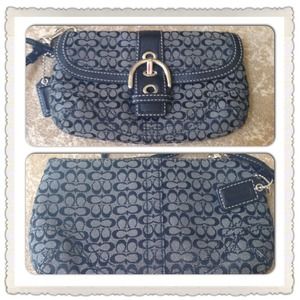 Authentic MINT condition coach wristlet