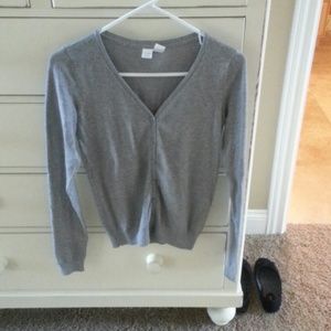 Cute grey cardigan.